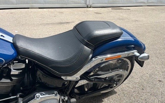 Gebrauchtmotorrad Harley-Davidson Softail Fat Boy 114 FLFBS - Bild 11 Gebrauchtmotorrad Harley-Davidson Softail Fat Boy 114 FLFBS - Bild 11
