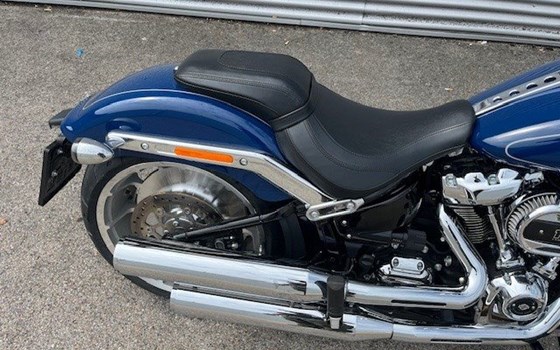 Gebrauchtmotorrad Harley-Davidson Softail Fat Boy 114 FLFBS - Bild 6 Gebrauchtmotorrad Harley-Davidson Softail Fat Boy 114 FLFBS - Bild 6