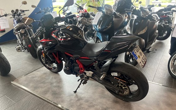 Gebrauchtmotorrad Kawasaki Z650 - Bild 3