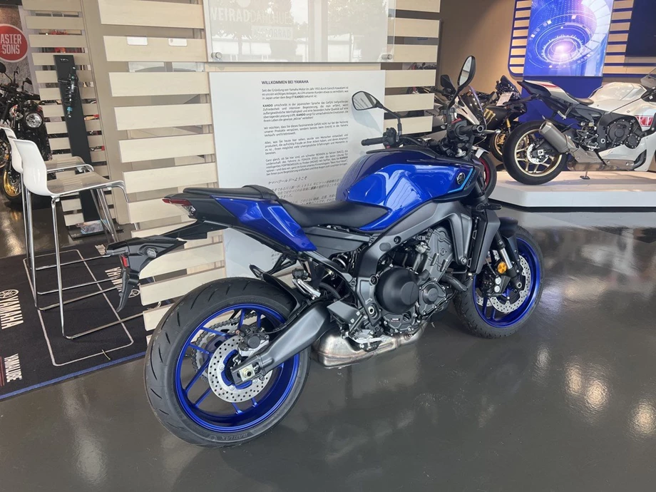 Angebot Yamaha MT-09 35kW Bild 3: Angebot Yamaha MT-09 35kW