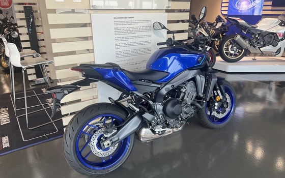 Gebrauchtmotorrad Yamaha MT-09 35kW - Bild 3