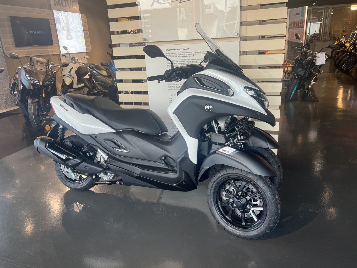 Yamaha Tricity 300 