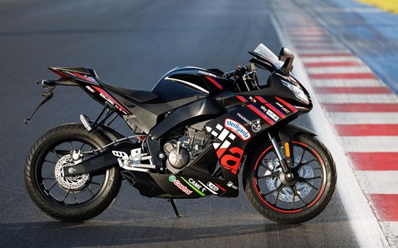Neufahrzeug Aprilia RS 125 GP Replica - Bild 3
