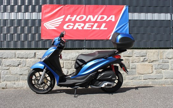 Gebrauchtmotorrad Piaggio Medley 125 - Bild 3 Gebrauchtmotorrad Piaggio Medley 125 - Bild 3