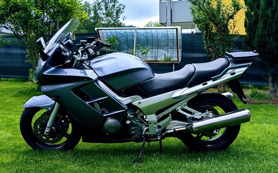 Gebrauchtmotorrad Yamaha FJR 1300 - Bild 2 Gebrauchtmotorrad Yamaha FJR 1300 - Bild 2
