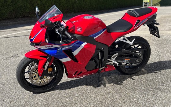 Gebrauchtmotorrad Honda CBR600RR - Bild 5 Gebrauchtmotorrad Honda CBR600RR - Bild 5