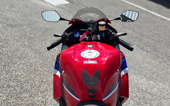 Gebrauchtmotorrad Honda CBR600RR - Bild 7 Gebrauchtmotorrad Honda CBR600RR - Bild 7