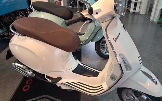 Gebrauchtmotorrad Vespa Primavera 125 - Bild 1 Gebrauchtmotorrad Vespa Primavera 125 - Bild 1