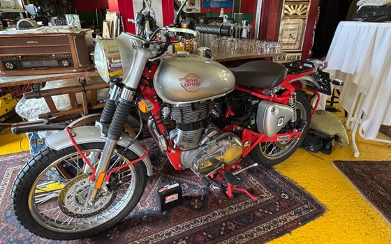 Gebrauchtmotorrad Royal Enfield Bullet Trials 500 - Bild 1 Gebrauchtmotorrad Royal Enfield Bullet Trials 500 - Bild 1