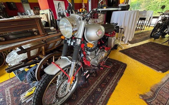 Gebrauchtmotorrad Royal Enfield Bullet Trials 500 - Bild 11 Gebrauchtmotorrad Royal Enfield Bullet Trials 500 - Bild 11