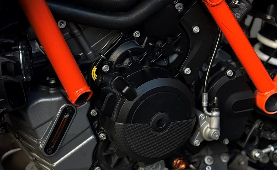 Angebot KTM 1390 Super Duke R EVO Bild 8: Angebot KTM 1390 Super Duke R EVO