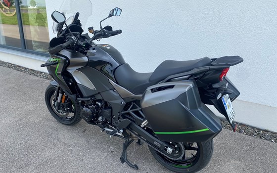 Gebrauchtmotorrad Kawasaki Versys 1100 - Bild 3