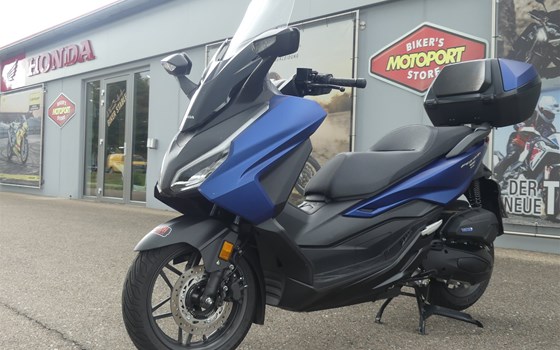 Gebrauchtmotorrad Honda Forza 125 - Bild 4