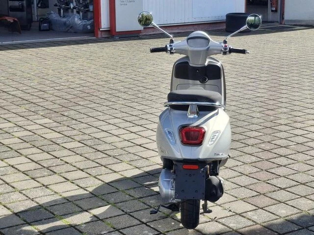 Offer Vespa Primavera Tech 125 Bild 2: Offer Vespa Primavera Tech 125