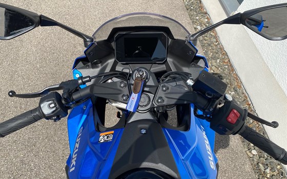 Gebrauchtmotorrad Suzuki GSX-8R - Bild 6