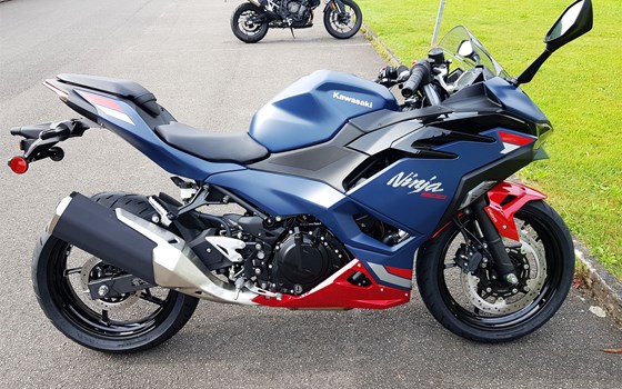 Neufahrzeug Kawasaki Ninja 500 SE - Bild 4