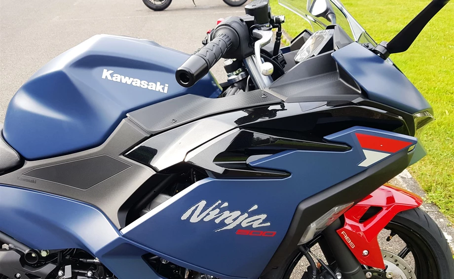 Angebot Kawasaki Ninja 500 SE Bild 7: Angebot Kawasaki Ninja 500 SE