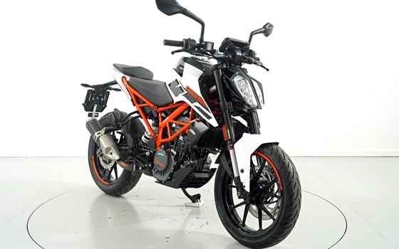 Motorrad Occasion KTM 125 Duke - Bild 2