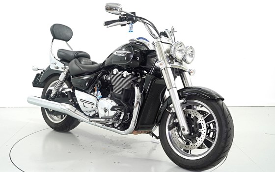 Motorrad Occasion Triumph Thunderbird Commander - Bild 2