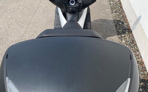 Gebrauchtmotorrad Kymco XCITING VS 400i TCS ABS - Bild 6