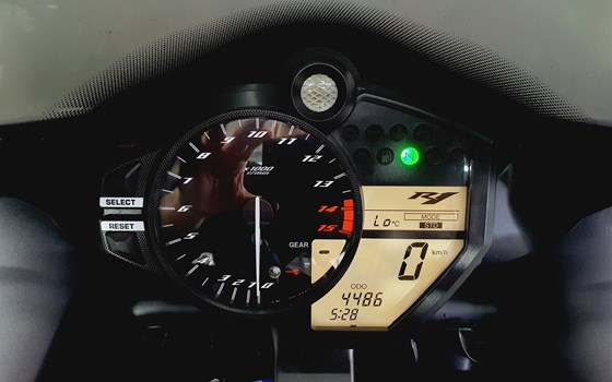 Gebrauchtmotorrad Yamaha R1 - Bild 10