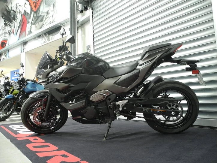 Offer Kawasaki Z7 Hybrid Bild 2: Offer Kawasaki Z7 Hybrid