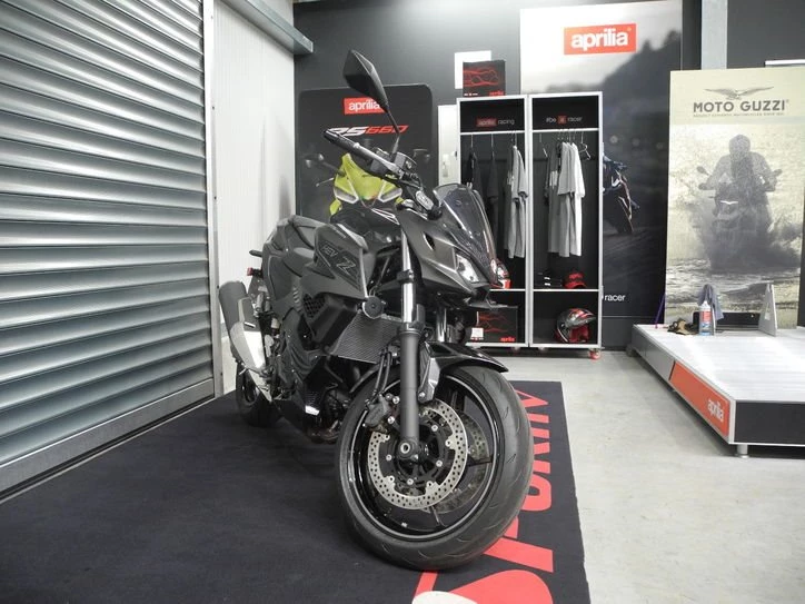 Offer Kawasaki Z7 Hybrid Bild 4: Offer Kawasaki Z7 Hybrid
