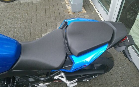 Neufahrzeug Honda CB750 Hornet - Bild 8