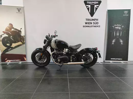 Triumph Bonneville Bobber<br />DVB MY25