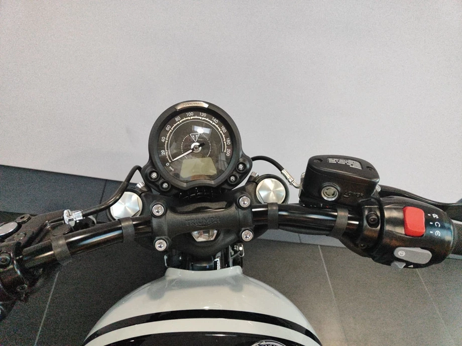 Angebot Triumph Bonneville Bobber Bild 6: Angebot Triumph Bonneville Bobber