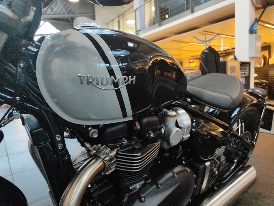 Angebot Triumph Bonneville Bobber Bild 8: Angebot Triumph Bonneville Bobber