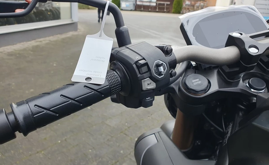 Angebot Honda CB650R E-Clutch Bild 17: Angebot Honda CB650R E-Clutch