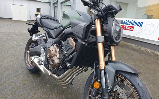 Neufahrzeug Honda CB650R E-Clutch - Bild 4