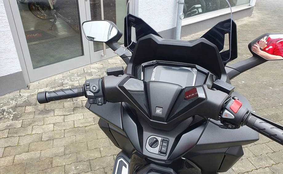 Angebot Honda Forza 350 Bild 10: Angebot Honda Forza 350