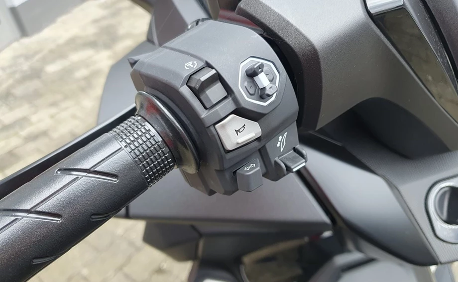 Angebot Honda Forza 350 Bild 16: Angebot Honda Forza 350