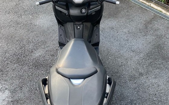 Gebrauchtmotorrad Yamaha XMAX 400 - Bild 7 Gebrauchtmotorrad Yamaha XMAX 400 - Bild 7