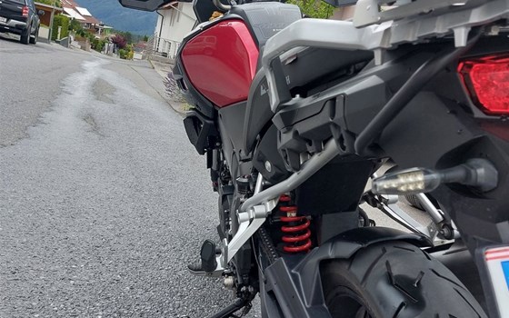 Gebrauchtmotorrad Suzuki V-Strom 1050 - Bild 2 Gebrauchtmotorrad Suzuki V-Strom 1050 - Bild 2