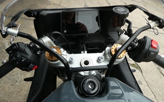 Gebrauchtmotorrad Yamaha XSR900 GP - Bild 10