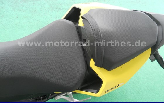 Gebrauchtmotorrad Honda CB750 Hornet - Bild 14