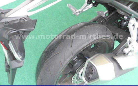 Gebrauchtmotorrad Honda CB750 Hornet - Bild 9