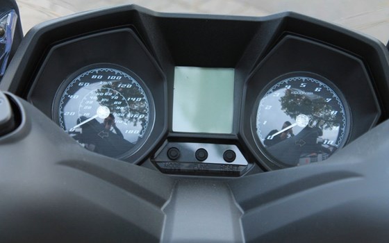 Neufahrzeug Kymco New Downtown 350i ABS - Bild 8