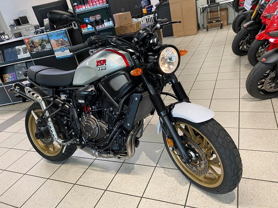 Angebot Yamaha XSR700 XTribute Bild 8: Angebot Yamaha XSR700 XTribute