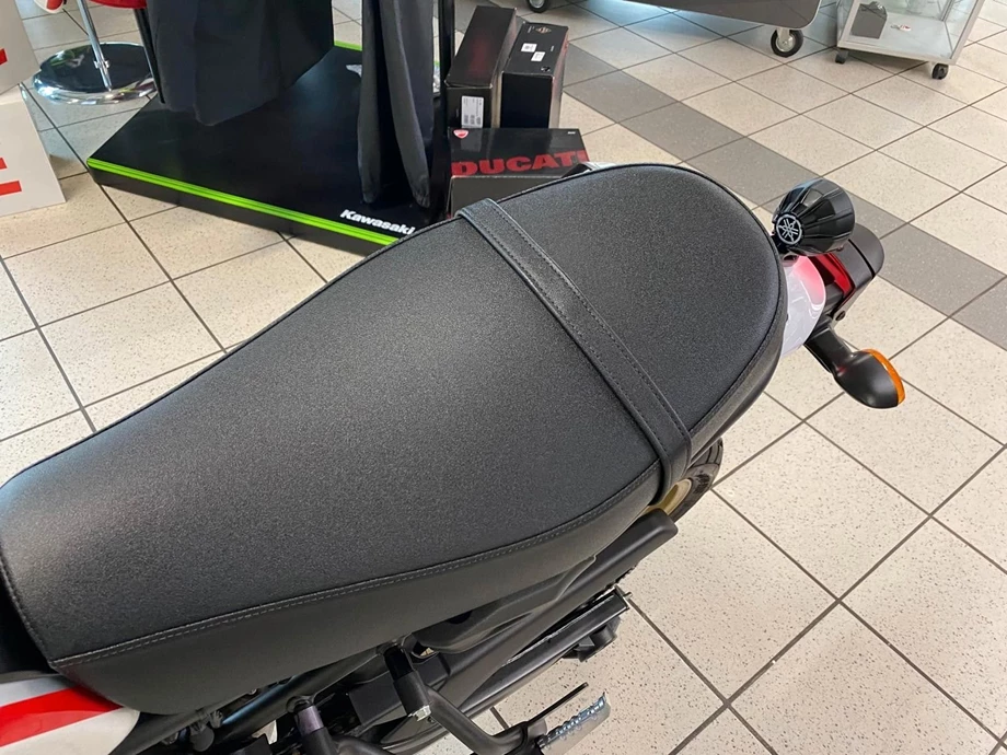 Angebot Yamaha XSR700 XTribute Bild 9: Angebot Yamaha XSR700 XTribute