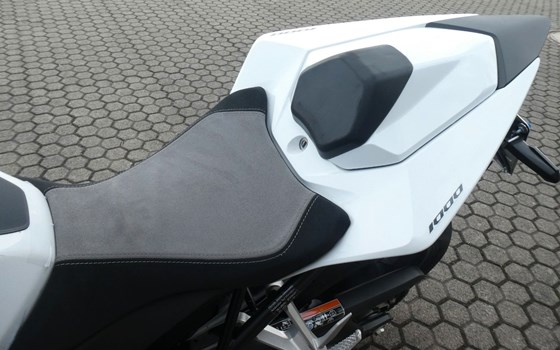 Gebrauchtmotorrad Honda CB1000 Hornet - Bild 12