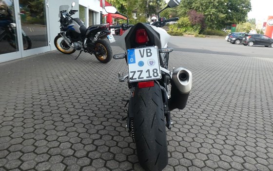 Gebrauchtmotorrad Honda CB1000 Hornet - Bild 8