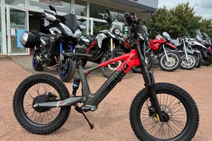 Apollo Commander 1000W