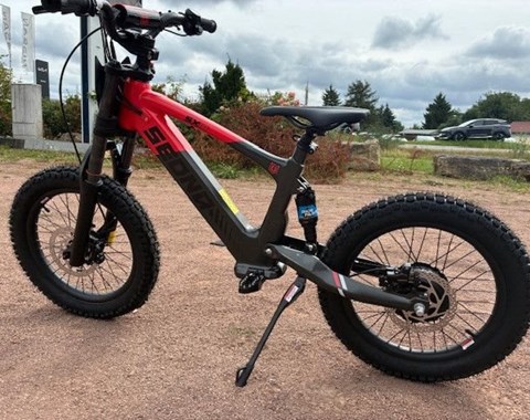 zum Vergrössern bitte anklicken!