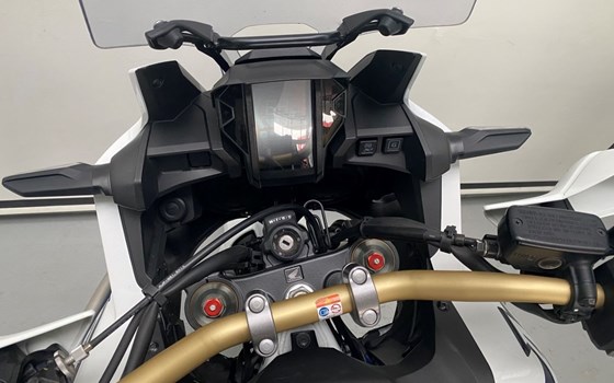 Gebrauchtmotorrad Honda CRF1000L Africa Twin Adventure Sports DCT - Bild 9