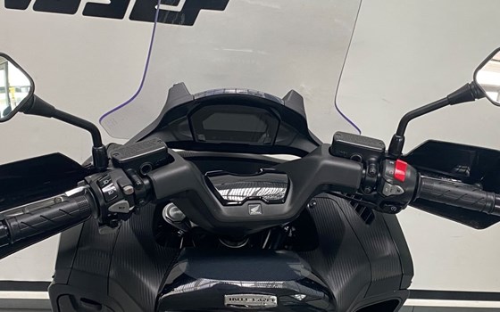 Gebrauchtmotorrad Honda Integra - Bild 9