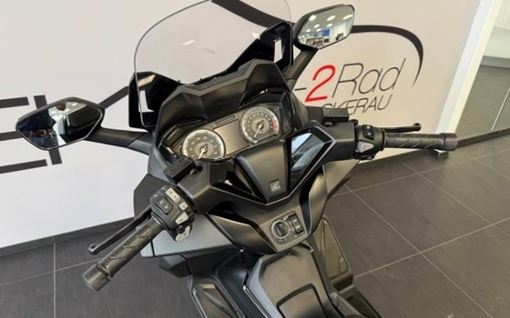Gebrauchtmotorrad Honda Forza 125 - Bild 4 Gebrauchtmotorrad Honda Forza 125 - Bild 4